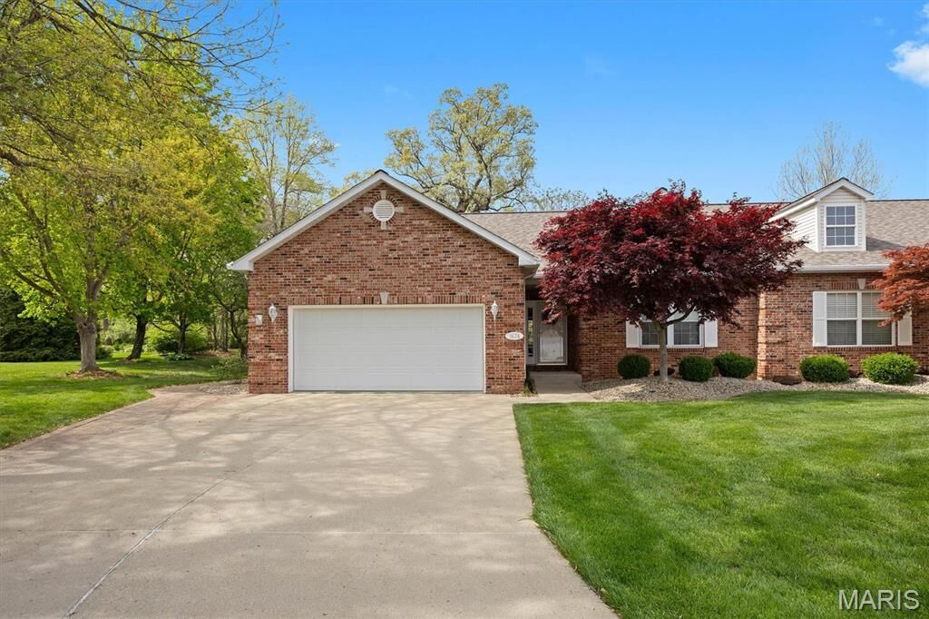 Property Photo:  1674 Lakepointe Estates Drive  IL 62269 