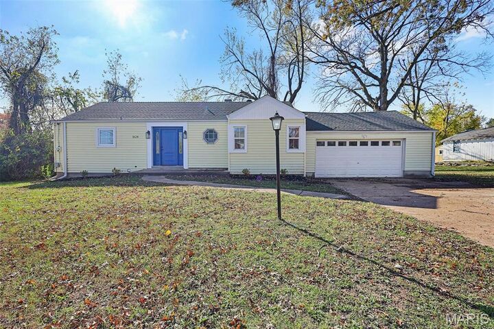 Property Photo:  1624 Talisman Lane  MO 63138 