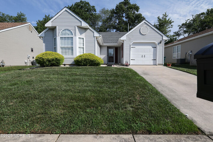 Property Photo: 113 Danbury Drive NJ 08087