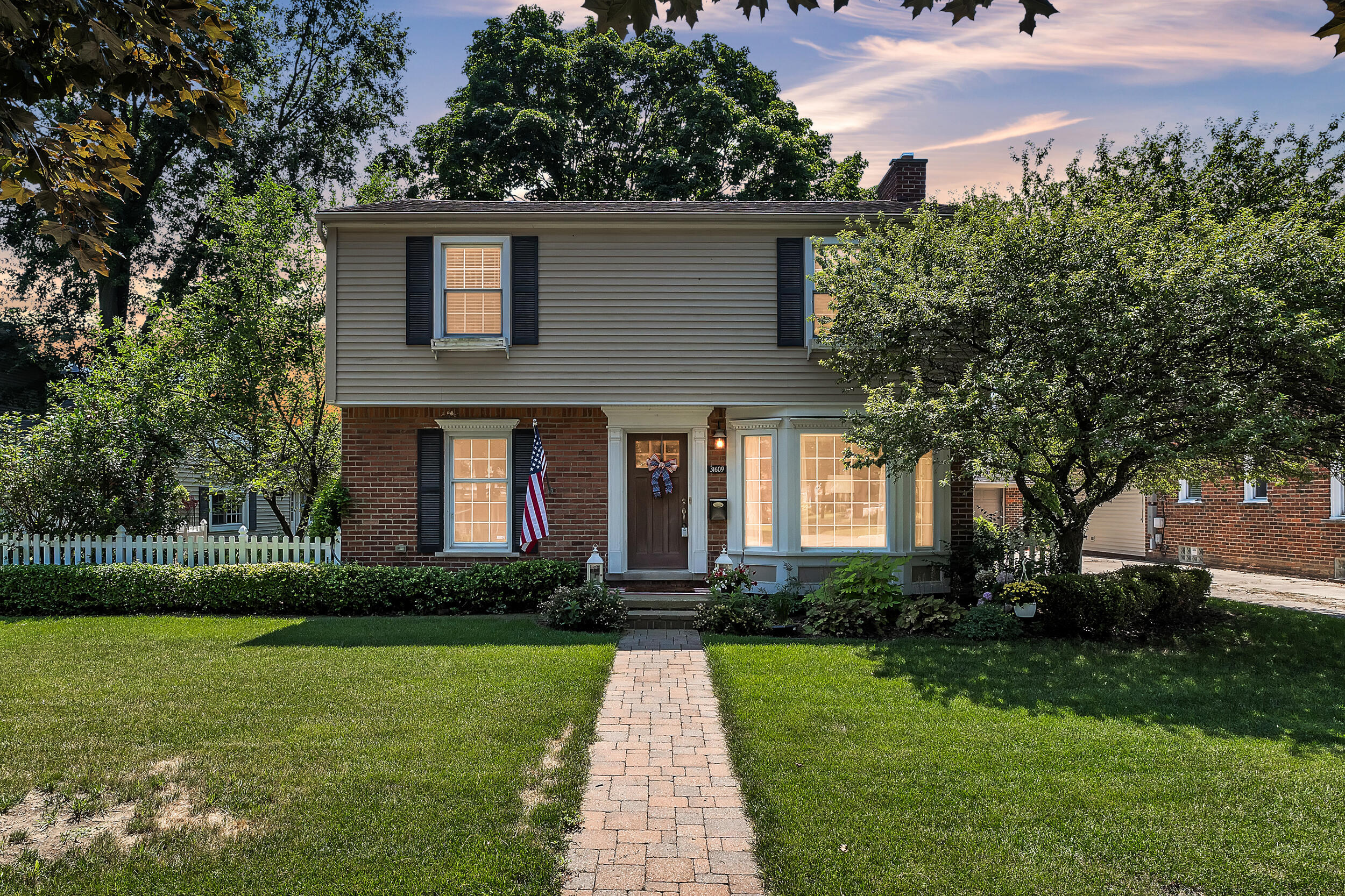 31609 W Chicago  Livonia MI 48150 photo