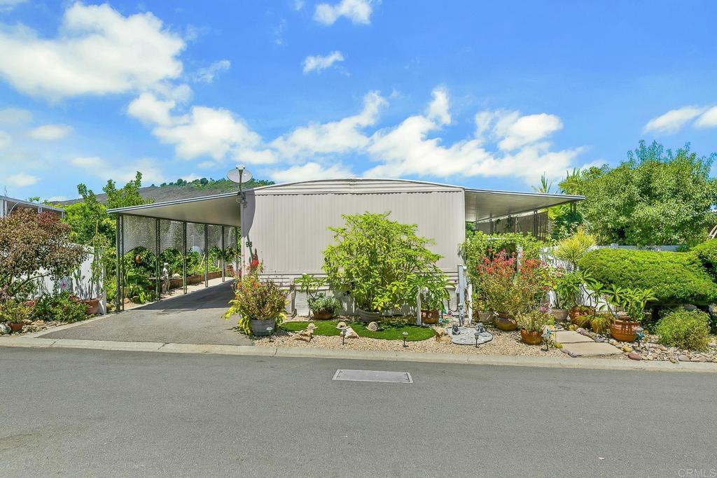 Property Photo: 971 Borden Road Spc 98 CA 92069