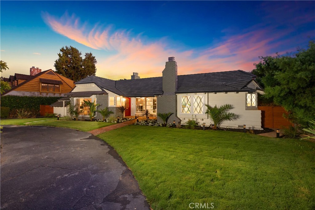 Property Photo: 1054 Volante Drive CA 91007