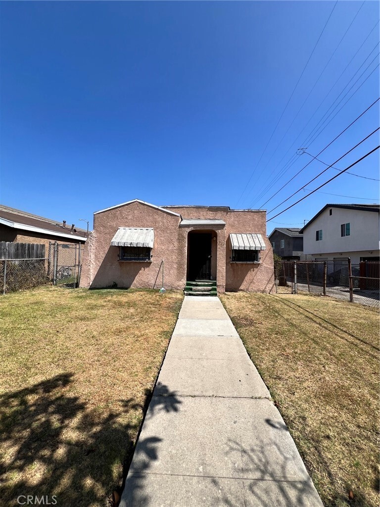 Property Photo: 317 W 107th Street CA 90003
