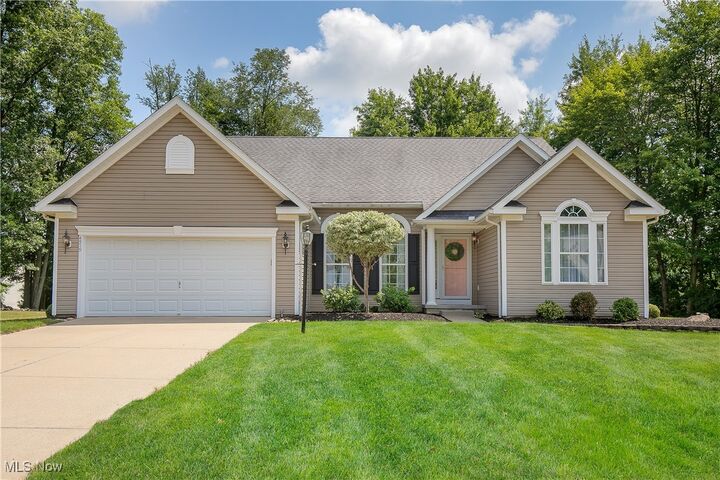 4519 Binfield Circle  Uniontown OH 44685 photo