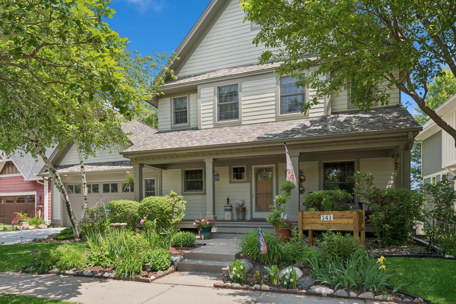 Property Photo:  141 Rutherford Road  MN 55082 