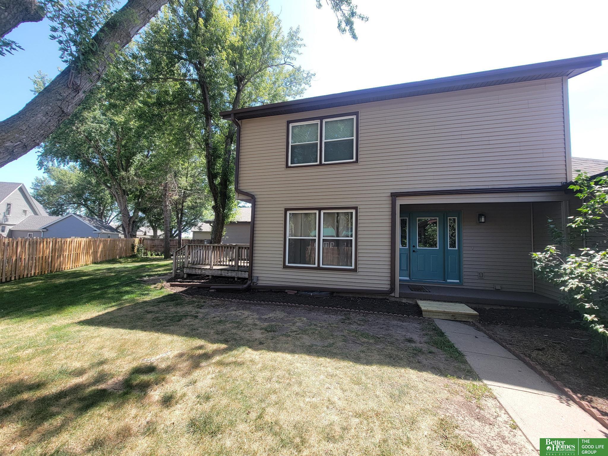 Property Photo:  841 S Country Club Drive  NE 68467 