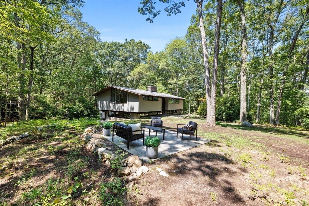 Property Photo: 79 Autumn MA 01773