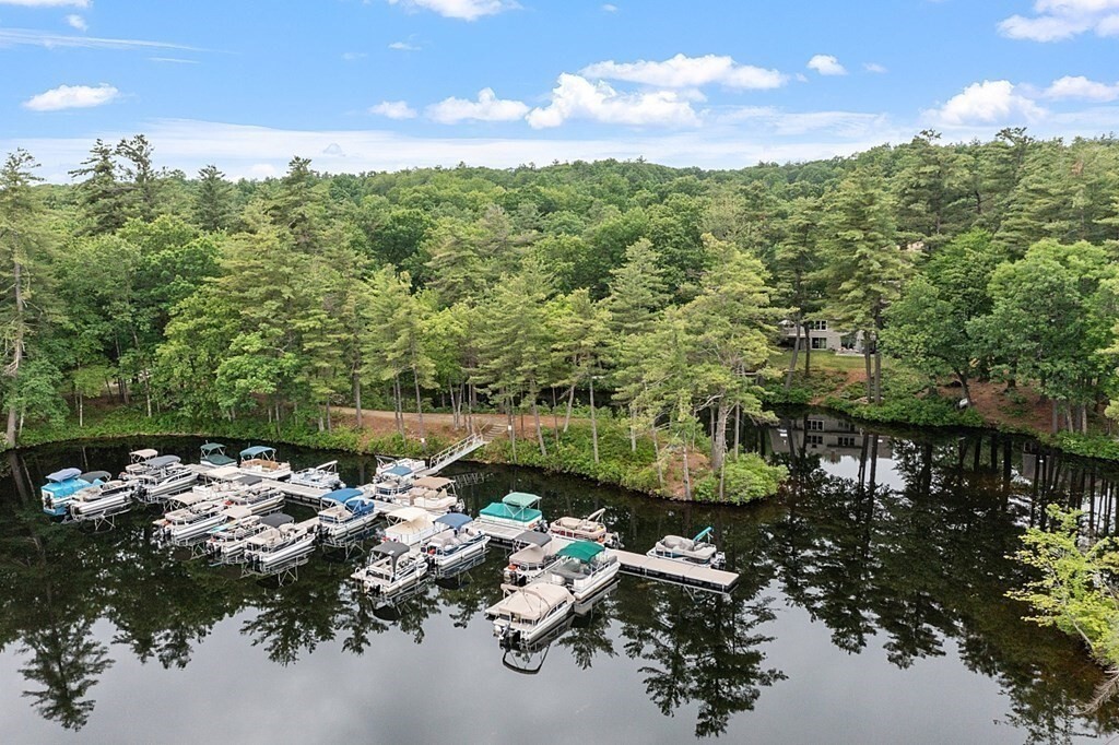 Property Photo: 16 Wintergreen Ct 16 MA 01462