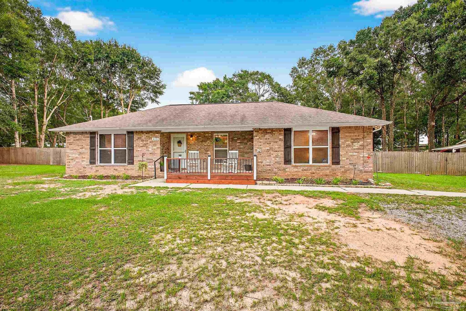 Property Photo:  4721 W Molino Rd  FL 32577 