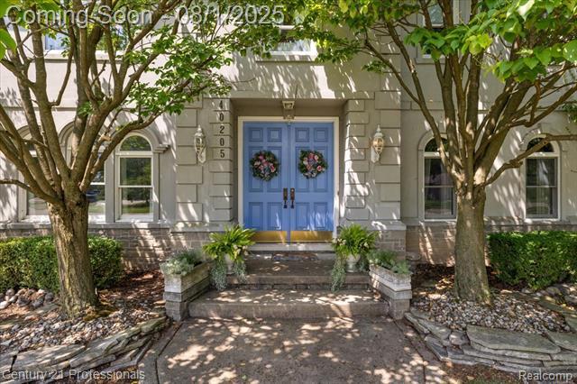 Property Photo: 40205 Ashland Drive MI 48313