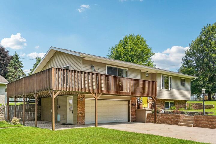 Property Photo: 519 West Burns Street WI 53901