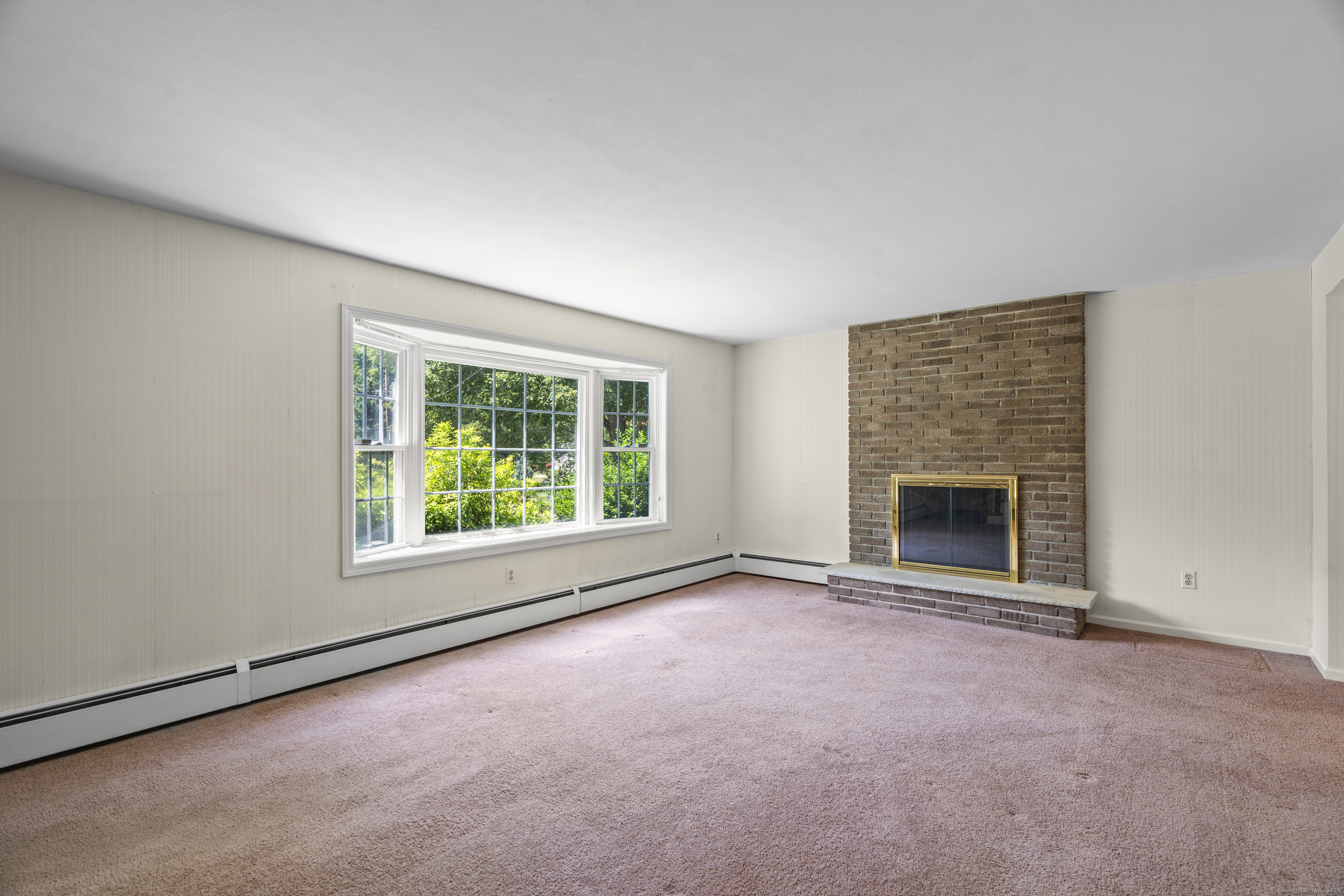 Property Photo:  62 Gatehouse Road  CT 06611 