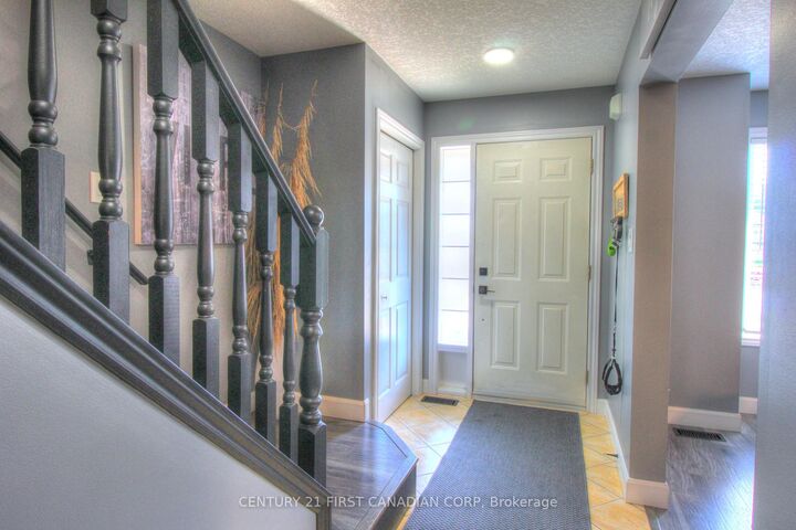 Property Photo: 1920 Marconi Boulevard 23 ON N5V 4X8