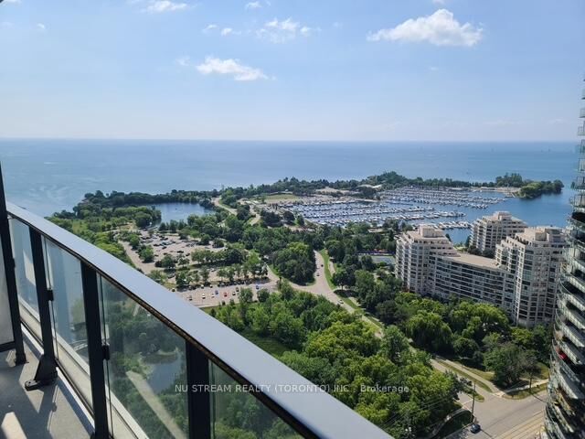 Photo de la propriété: 2212 Lake Shore Boulevard W 3804 ON M8V 0C2