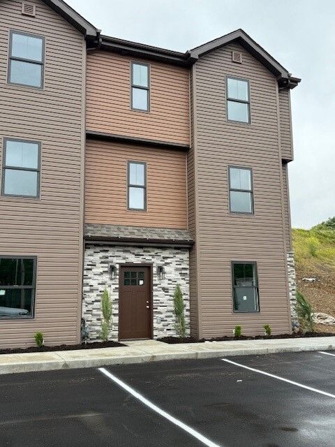 Property Photo:  3273 Brodhead Rd A  PA 15001 