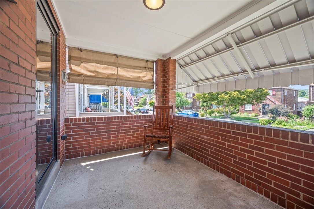 Property Photo:  330 Raymond St  PA 15218 