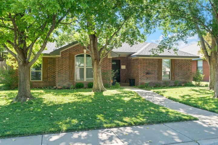 Property Photo: 6902 Michelle Drive TX 79109-7414