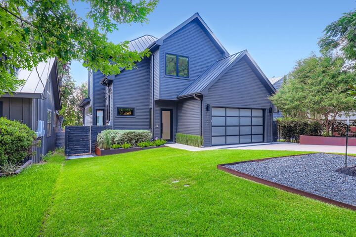 Property Photo: 1706 Hartford Road TX 78703