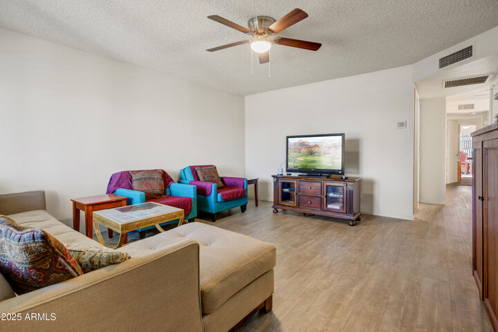 Property Photo: 520 S Greenfield Road 26 AZ 85206