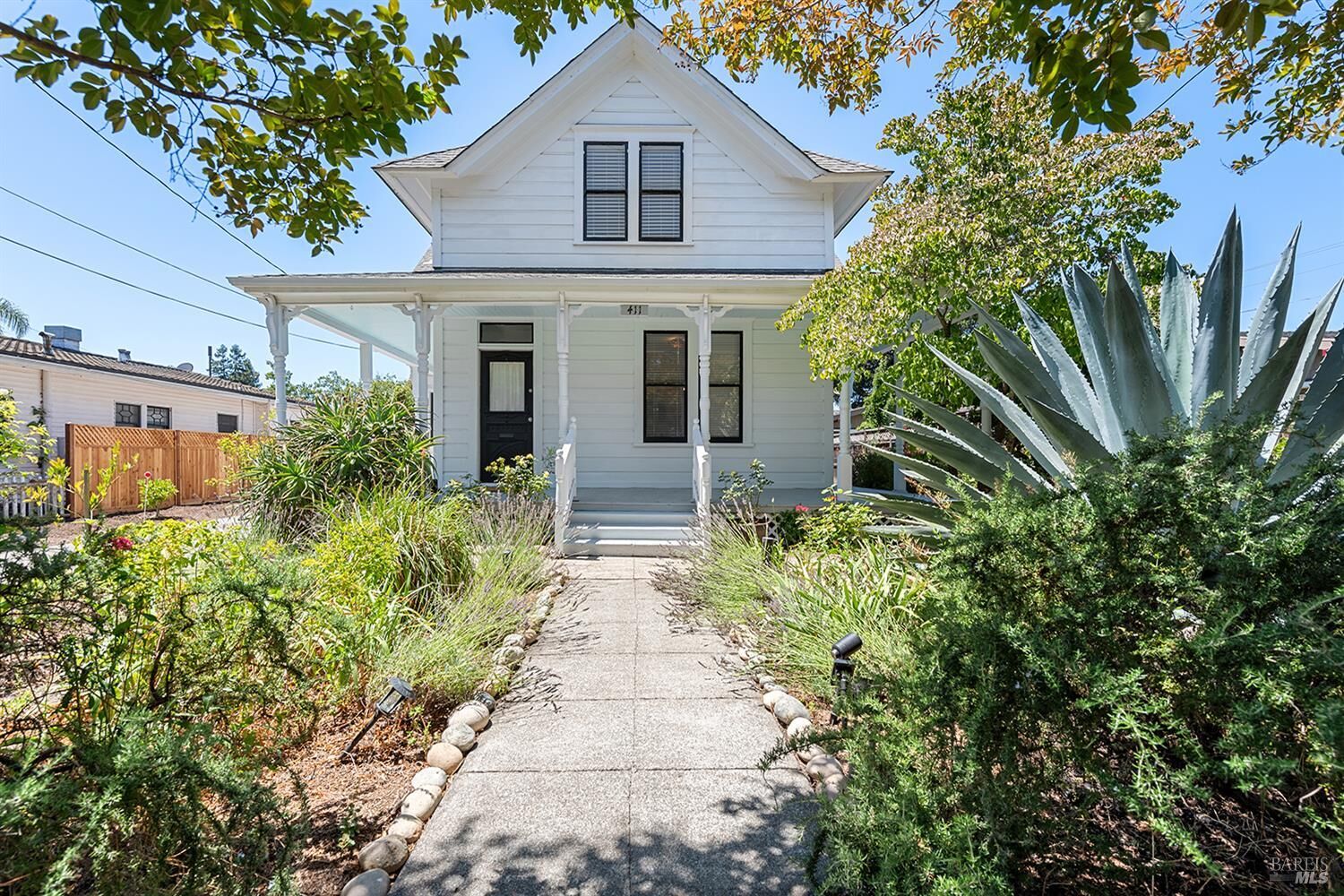 Property Photo:  411 Brown Street  CA 95404 