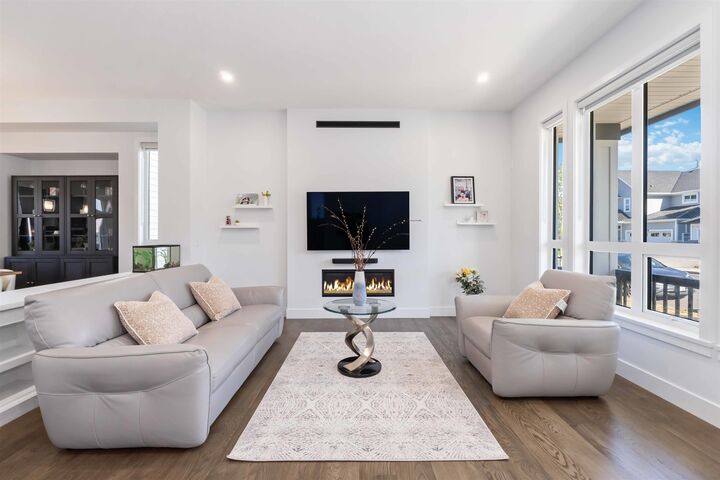 Property Photo:  20529 77B Avenue  BC V2Y 4K3 
