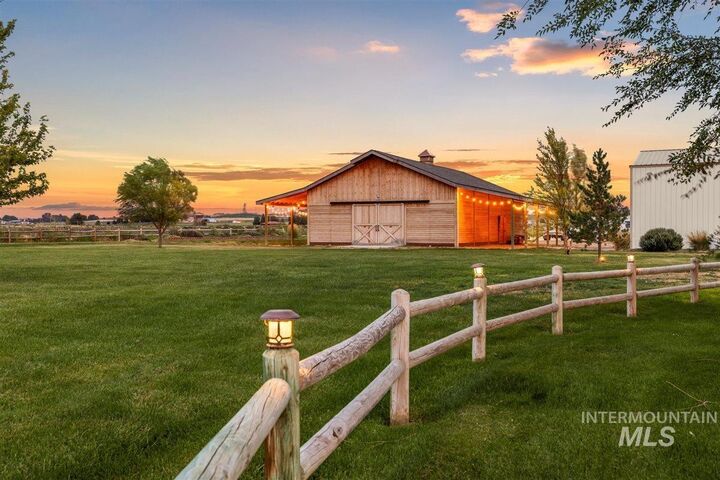 Property Photo: 8815 Lake Shore Dr ID 83686