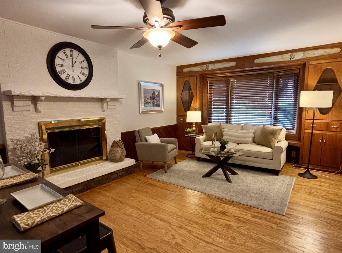Property Photo: 244 Charita Way MD 21146
