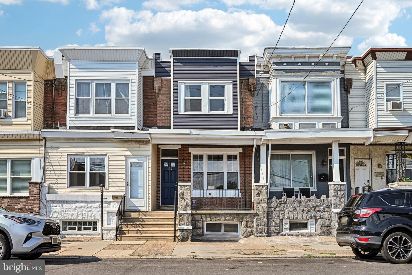 Property Photo: 137 W Porter Street PA 19148