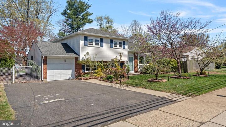 36 Argonne Avenue  Hamilton NJ 08620 photo