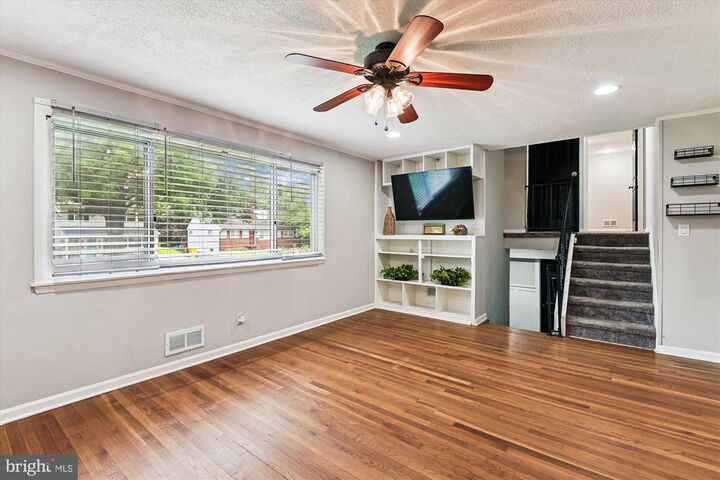 Property Photo:  607 Marshall Road  MD 21061 