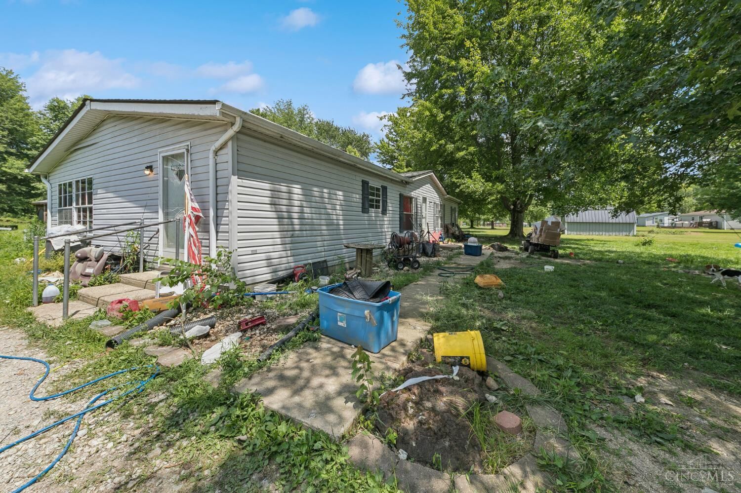 Property Photo: 1993 Old State Road OH 45154