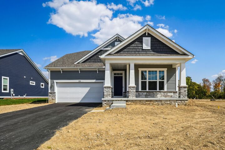 319 Reign SW Way  Pataskala OH 43062 photo