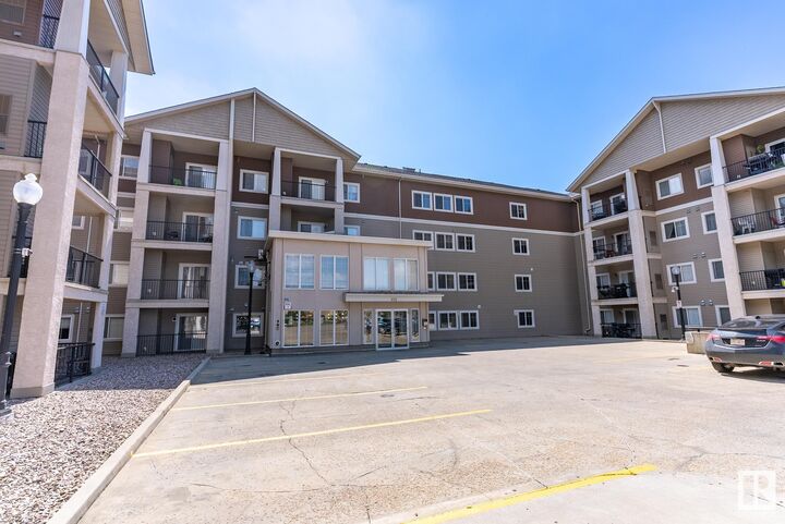 Property Photo:  105 West Haven Drive 325  AB T6W 1H9 