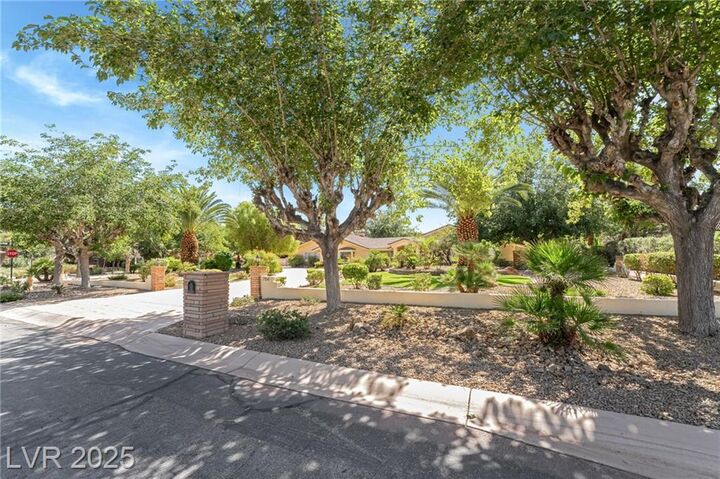 Property Photo: 7154 Ranchito Circle NV 89120