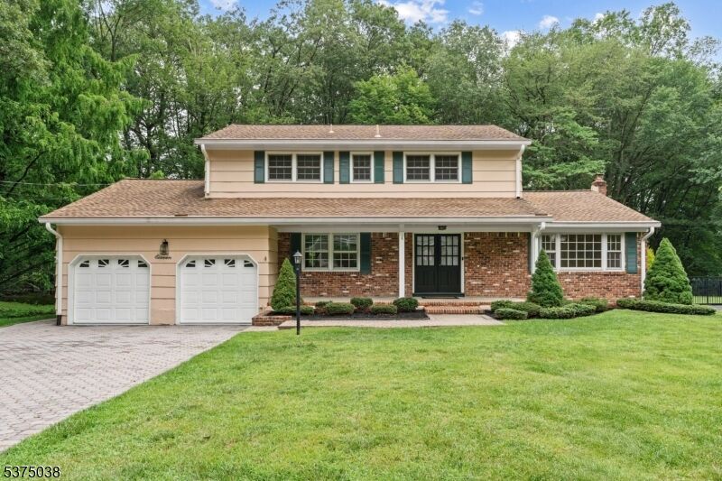 Property Photo:  11 Drumlin Dr  NJ 07950 