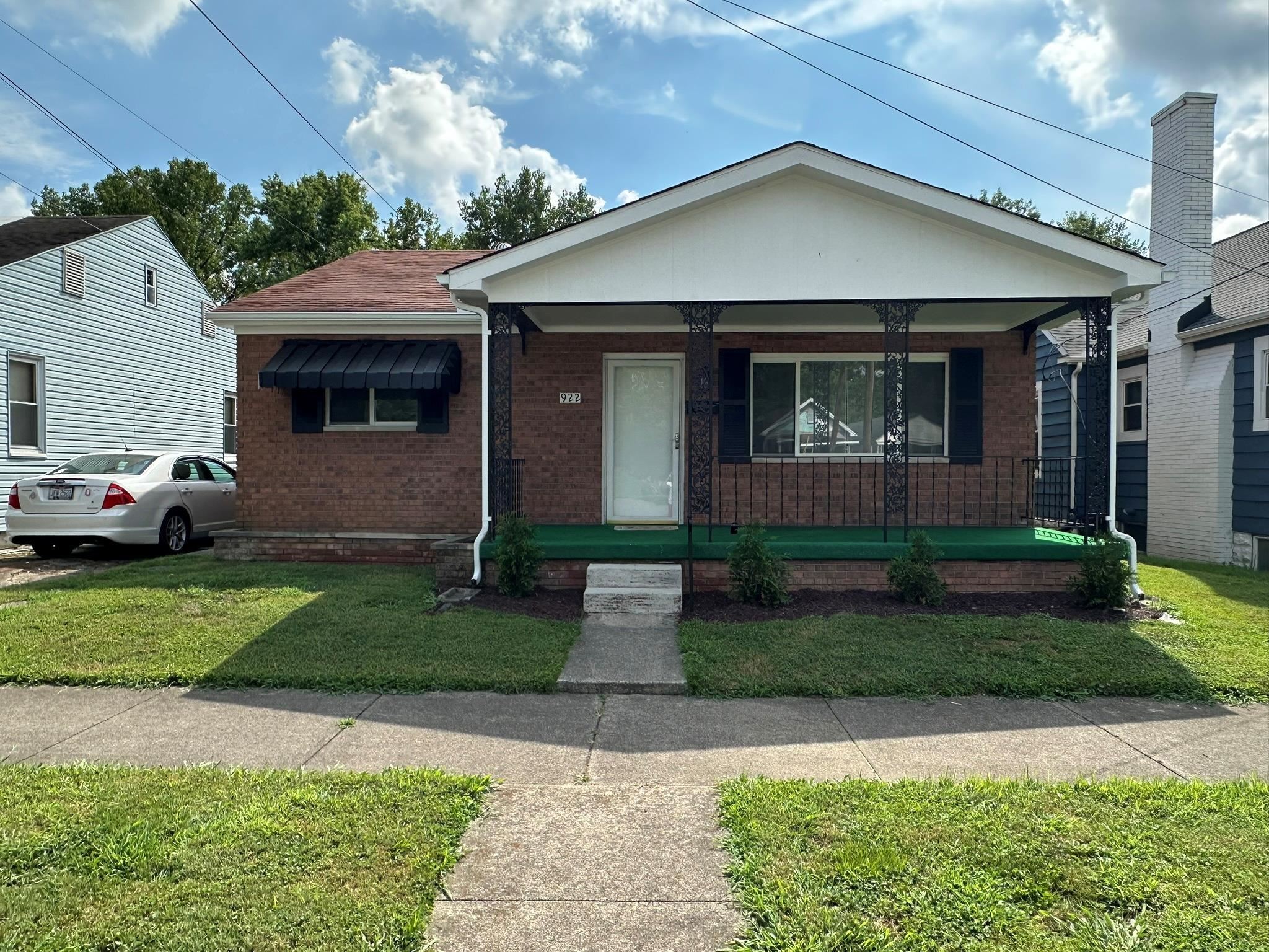 Property Photo:  922 N 5th Street Jo10  OH 45638 