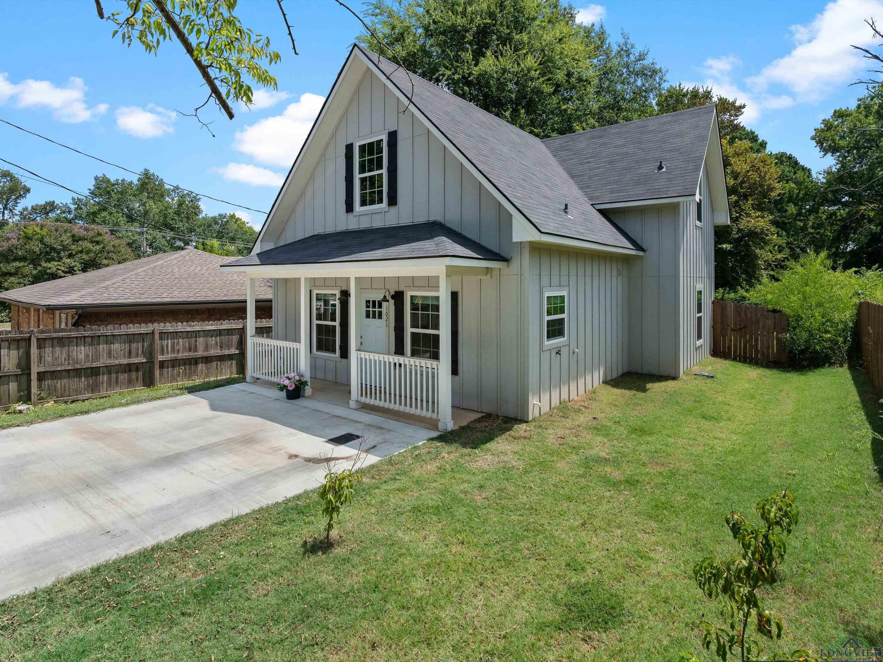 Property Photo:  1021 Shirley Dr  TX 75604 