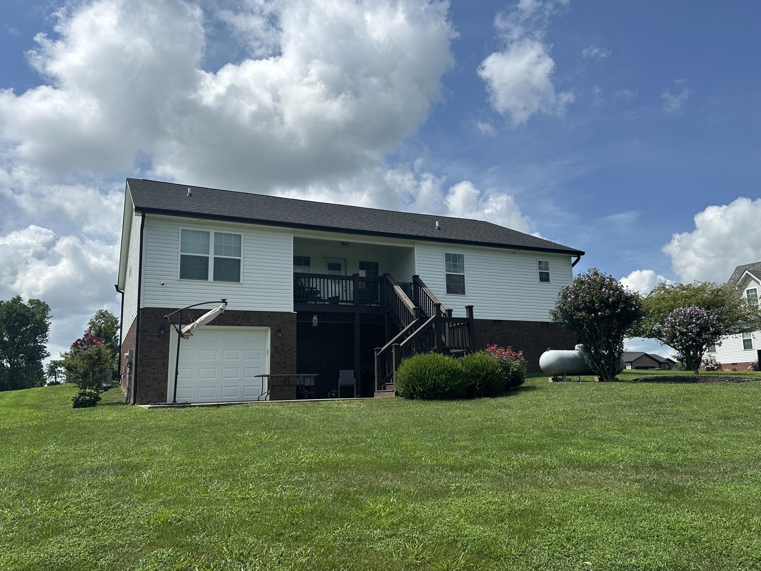 Property Photo:  225 Wilshire Way  KY 40475 