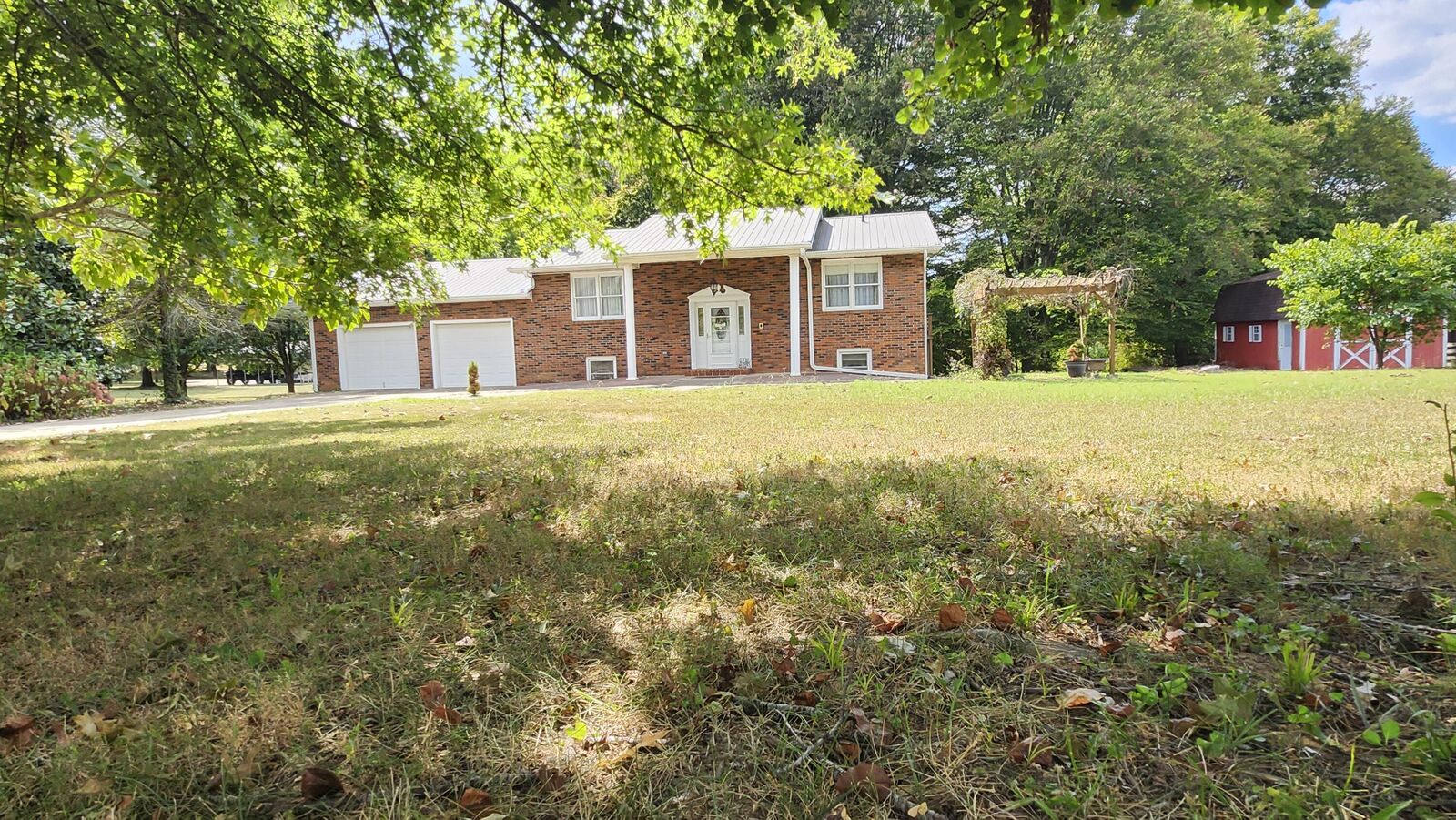Property Photo:  531 Vanhook Court  KY 42503 