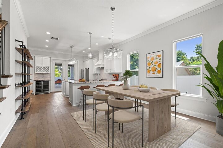 Property Photo: 625 38th Avenue N FL 33704
