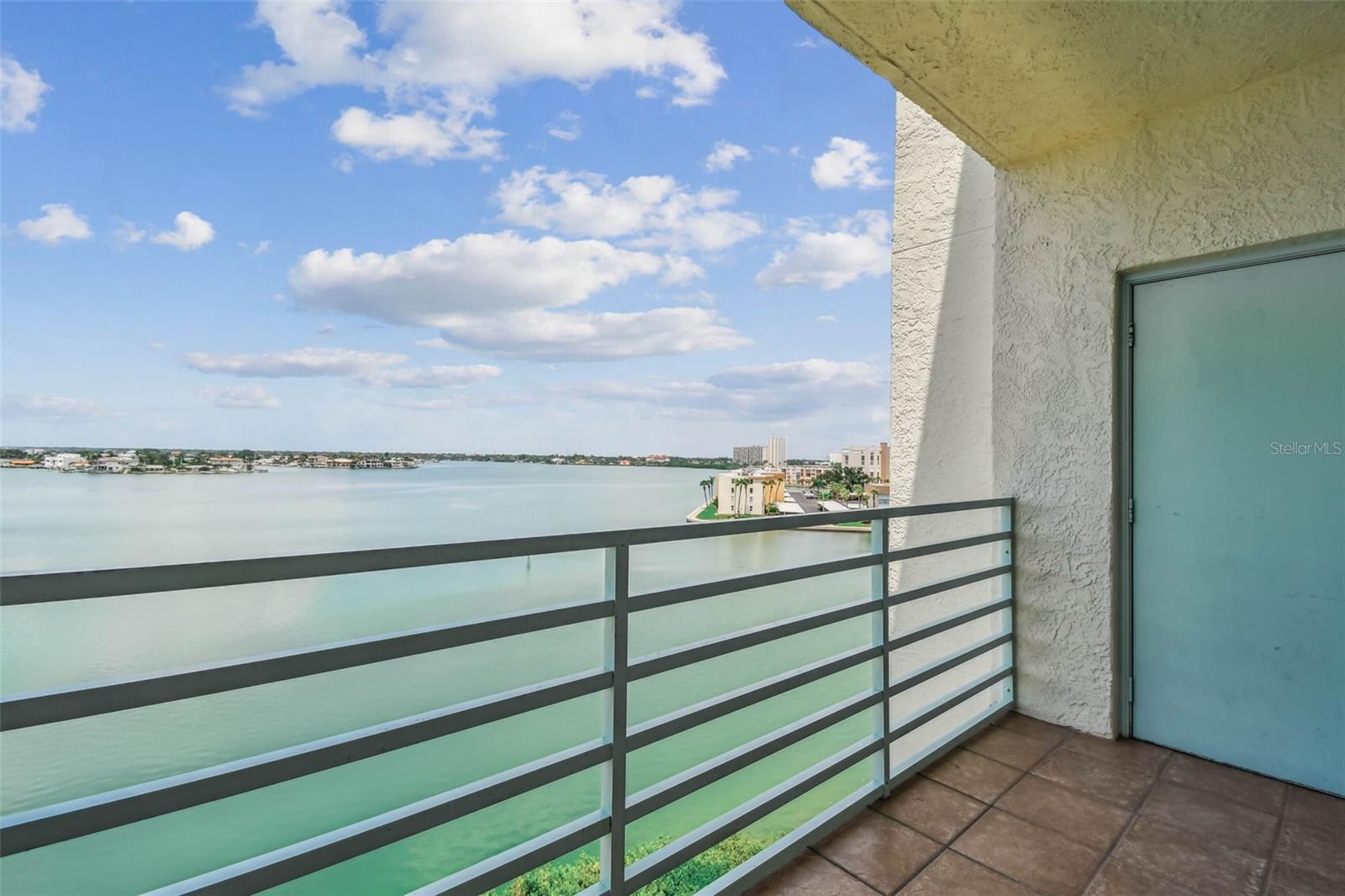 Property Photo:  7979 Sailboat Key Boulevard S 507  FL 33707 