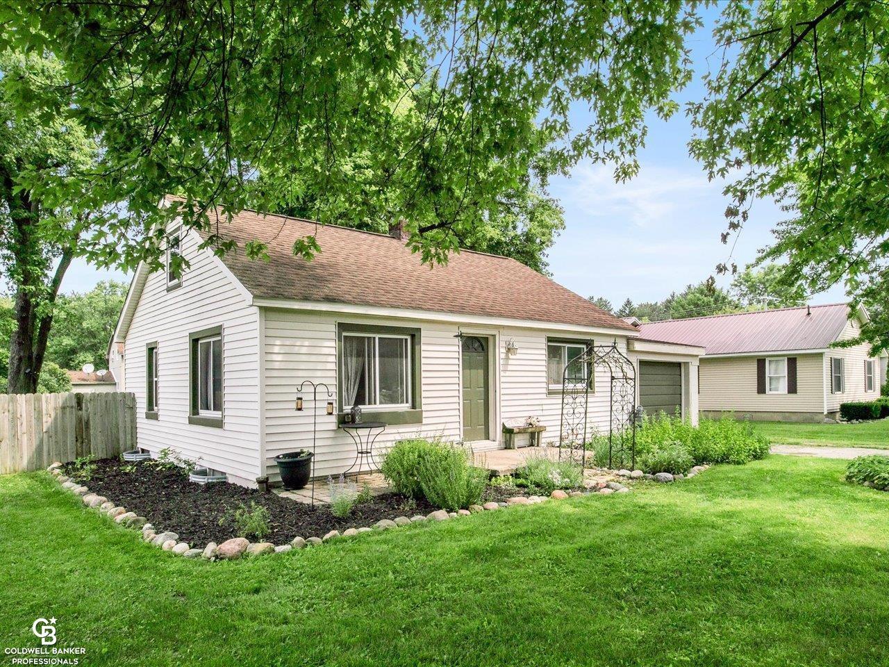 Property Photo: 55 E Harrington Rd Road MI 48422