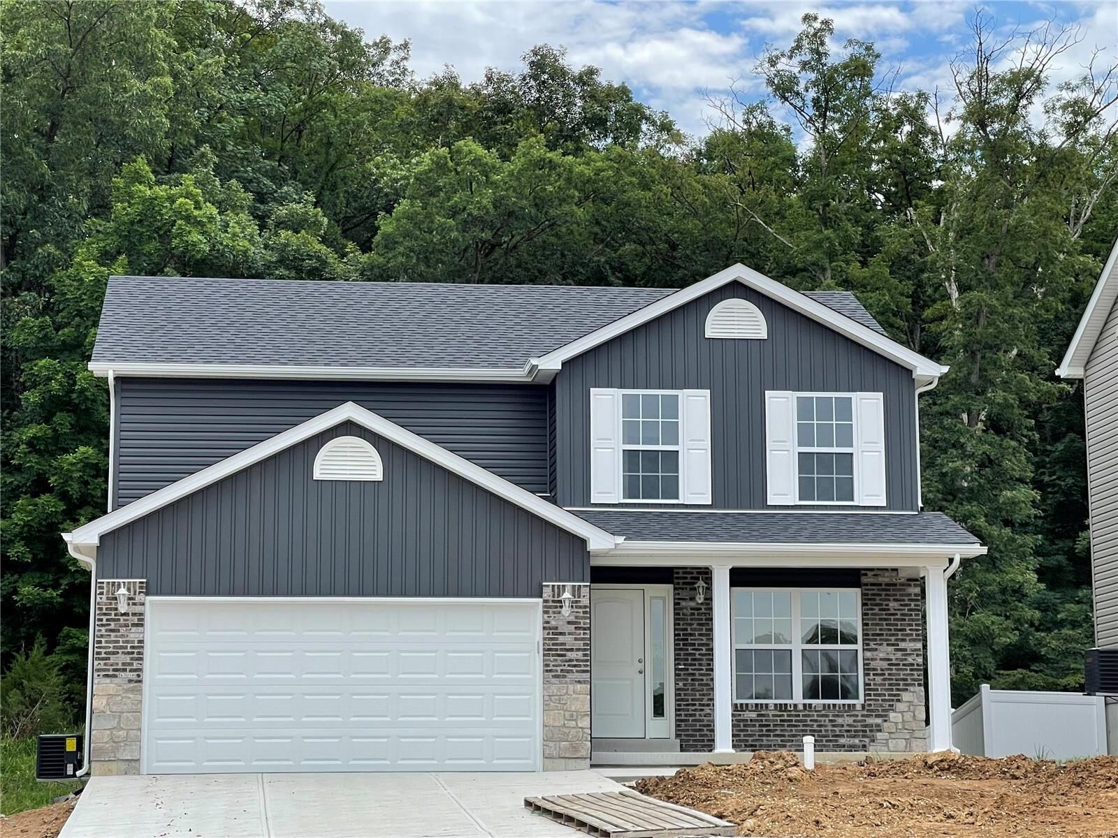 Property Photo: 12 Rockshire Landing MO 63048