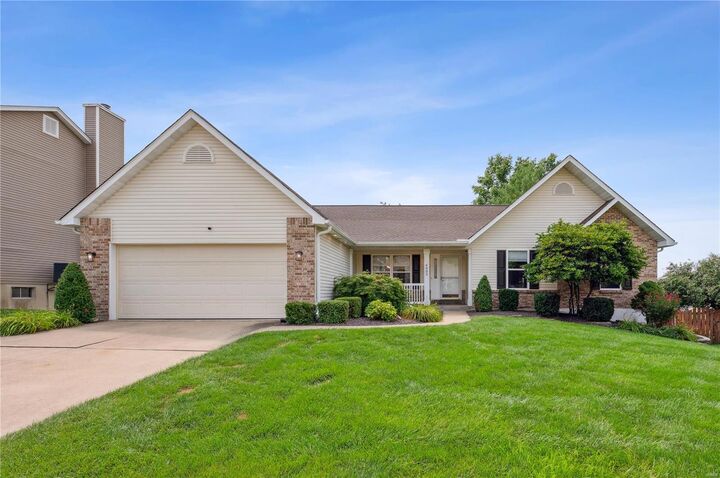 4903 Greenburg Drive  St Peters MO 63304 photo