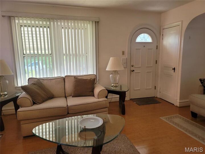 Property Photo: 4877 Calvin Avenue MO 63115