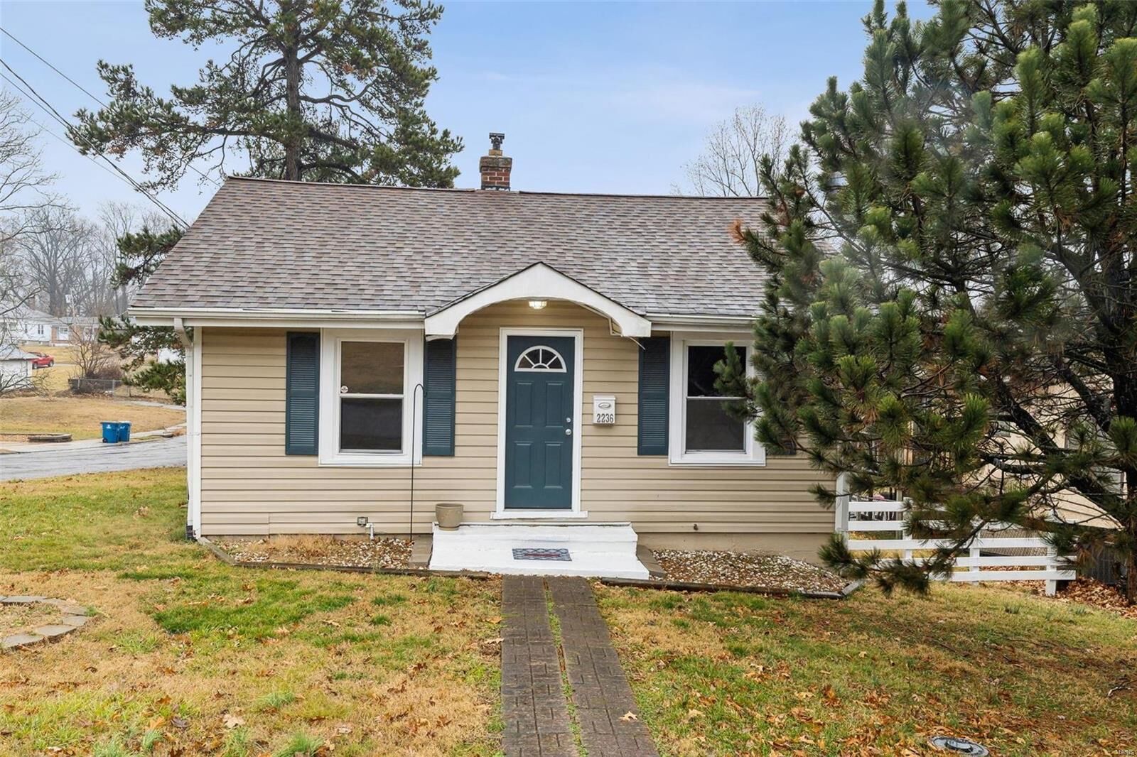 Property Photo:  2236 Wallis Avenue  MO 63114 