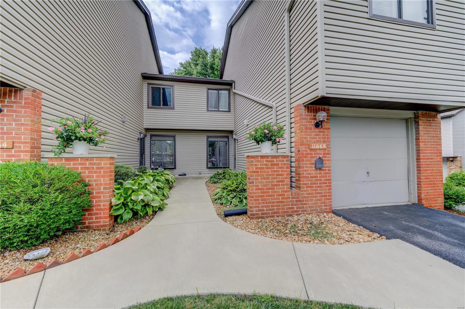 Property Photo: 11668 Misty Moss Court MO 63146