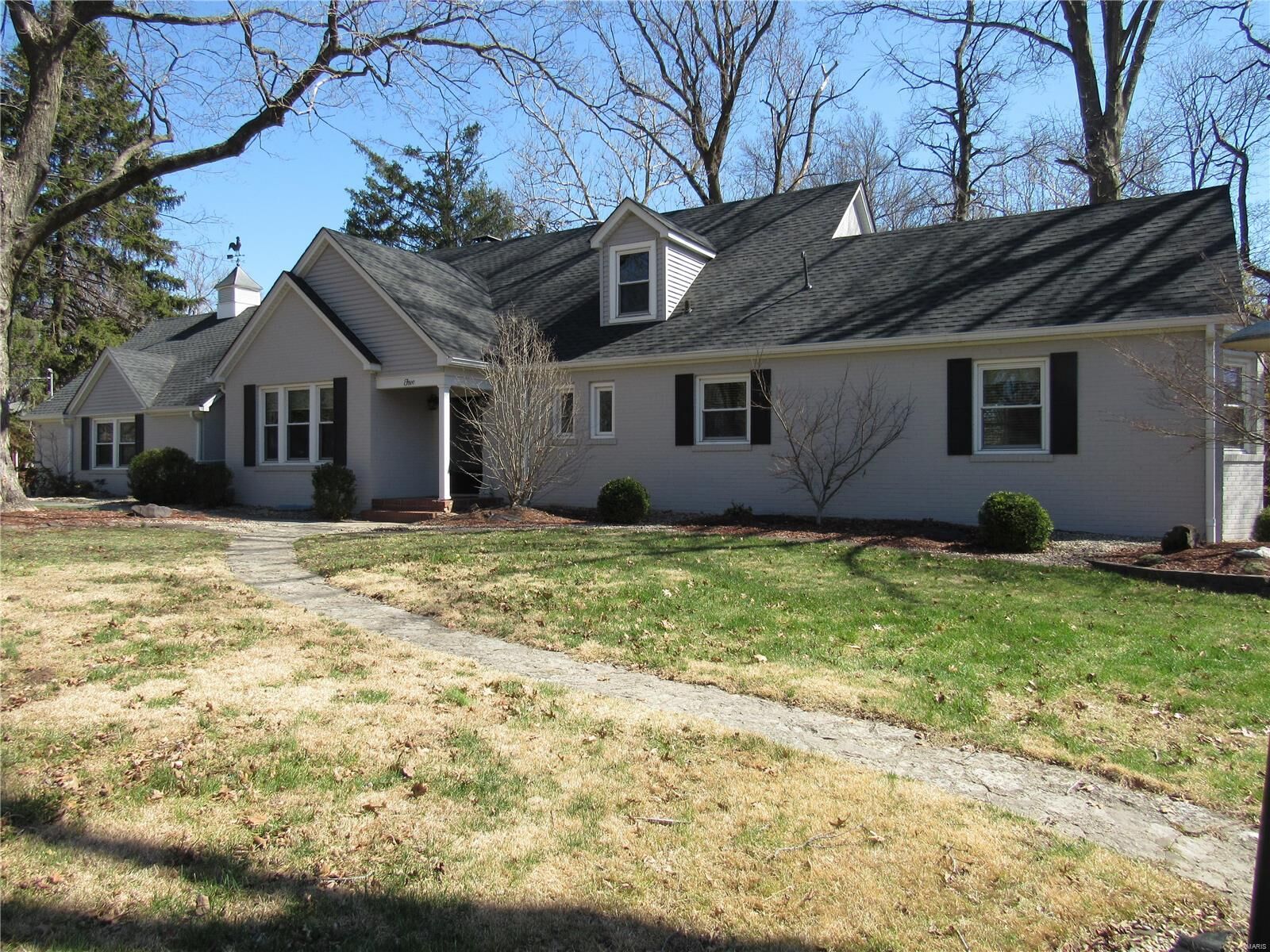 Property Photo: 5 Forest Drive IL 62002