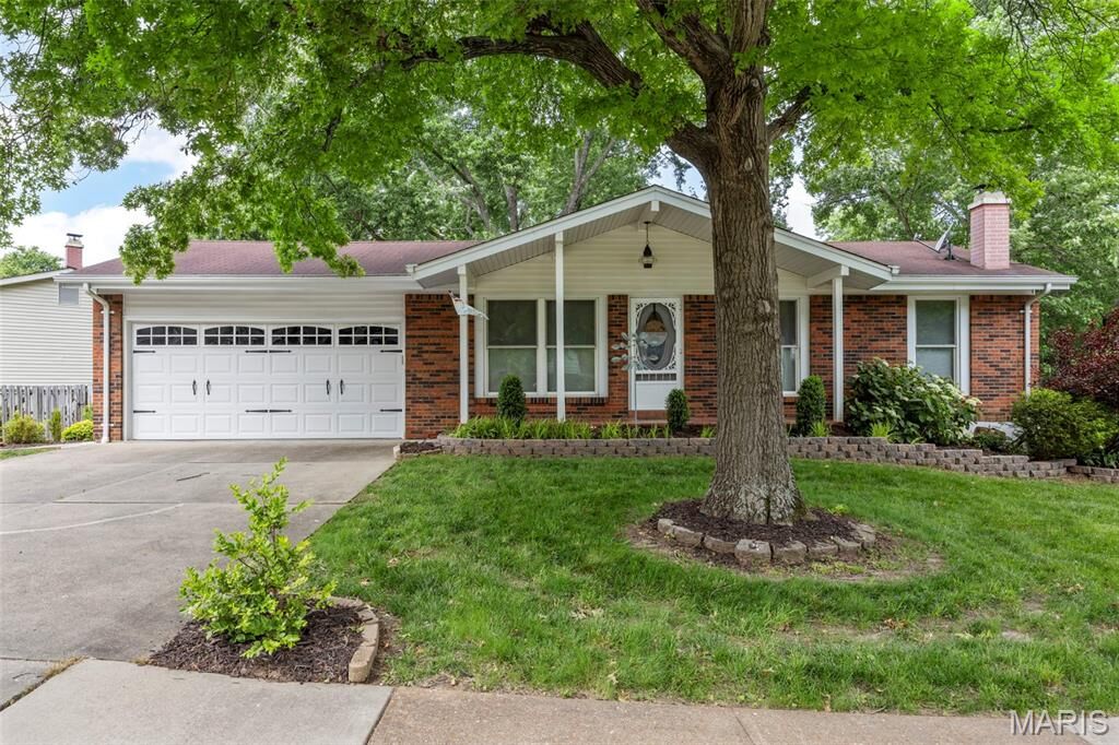 Property Photo:  653 Green Cliff Drive  MO 63026 