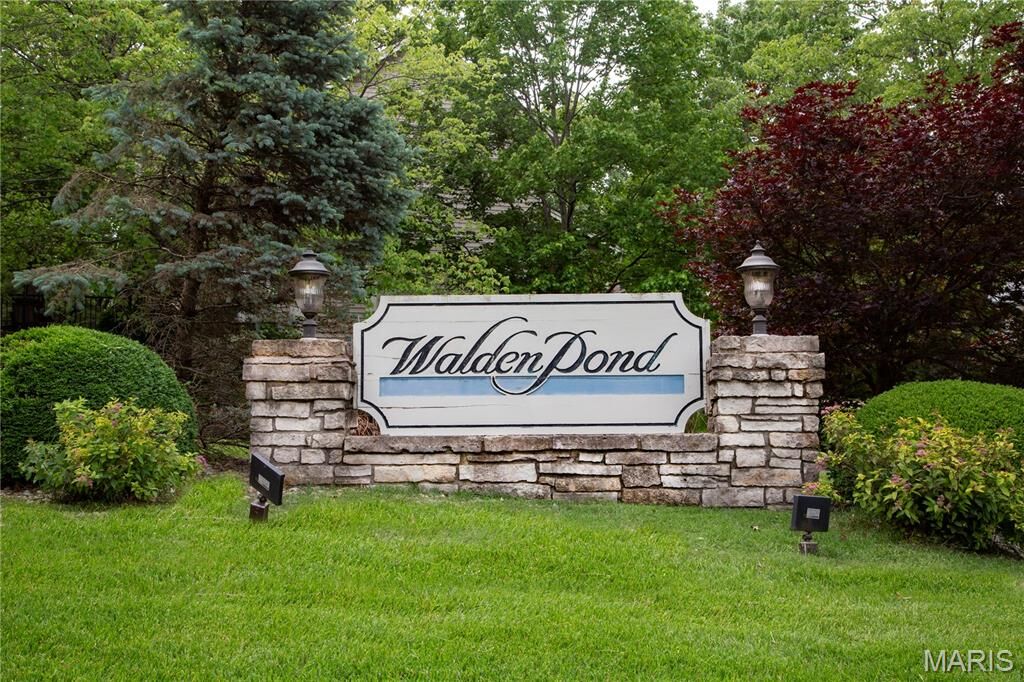 Property Photo:  1910 Walden Pond Court  MO 63005
